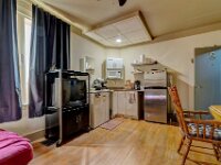 07 1713 St John St